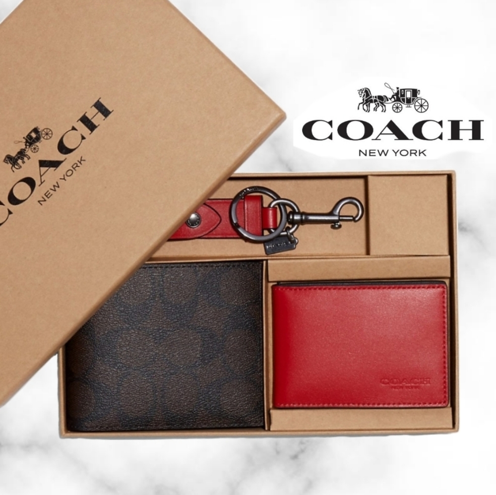 Coach Boxed 3 in 1 Wallet Gift Set in ColorBlock
